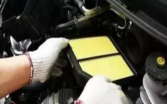 愛車小知識(shí) | 汽車保養(yǎng)小常識(shí)-第3張圖片-鄭州市冠恒貿(mào)易有限公司【官方網(wǎng)站】-車用潤(rùn)滑油服務(wù)專家